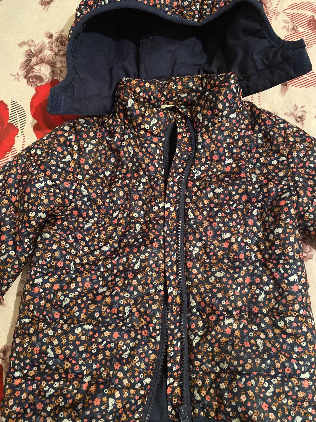 H&M Легкая куртка и джинсы — фото 2