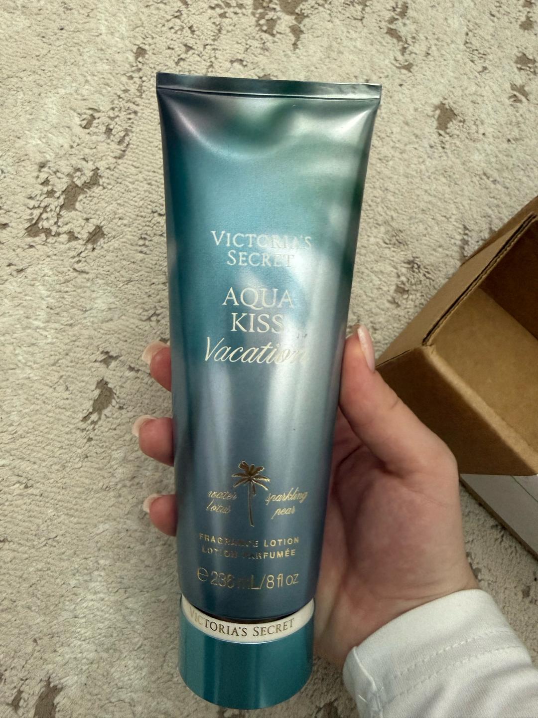 Victoria's Secret Лосьон для тела Victoria's Secret Aqua Kiss Vacation — фото 2