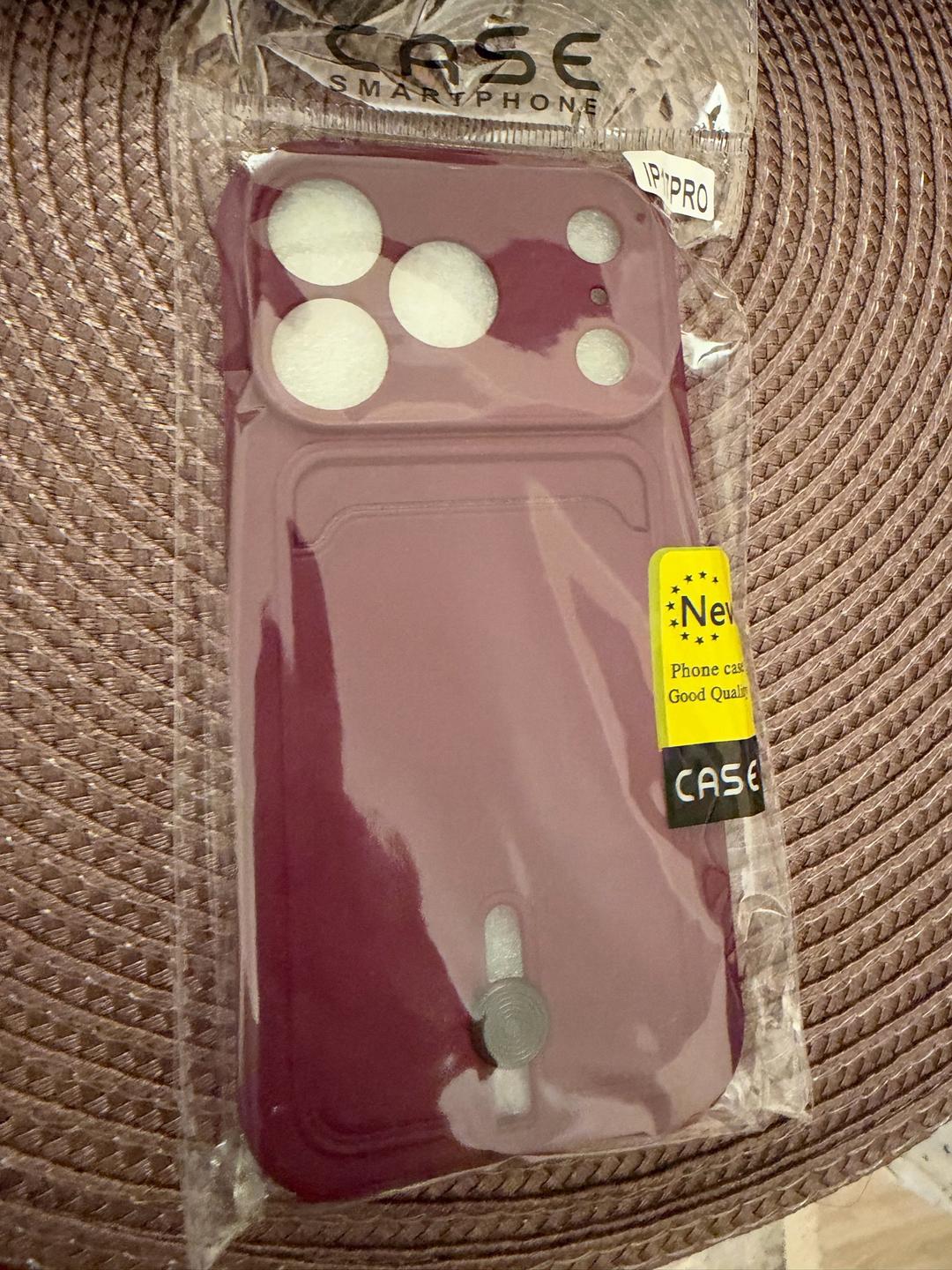 Apple Чехлы iPhone 17/18 pro новые — фото 2