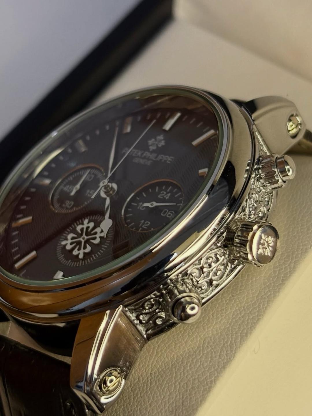 Patek Philippe Часы Patek Philippe — фото 2