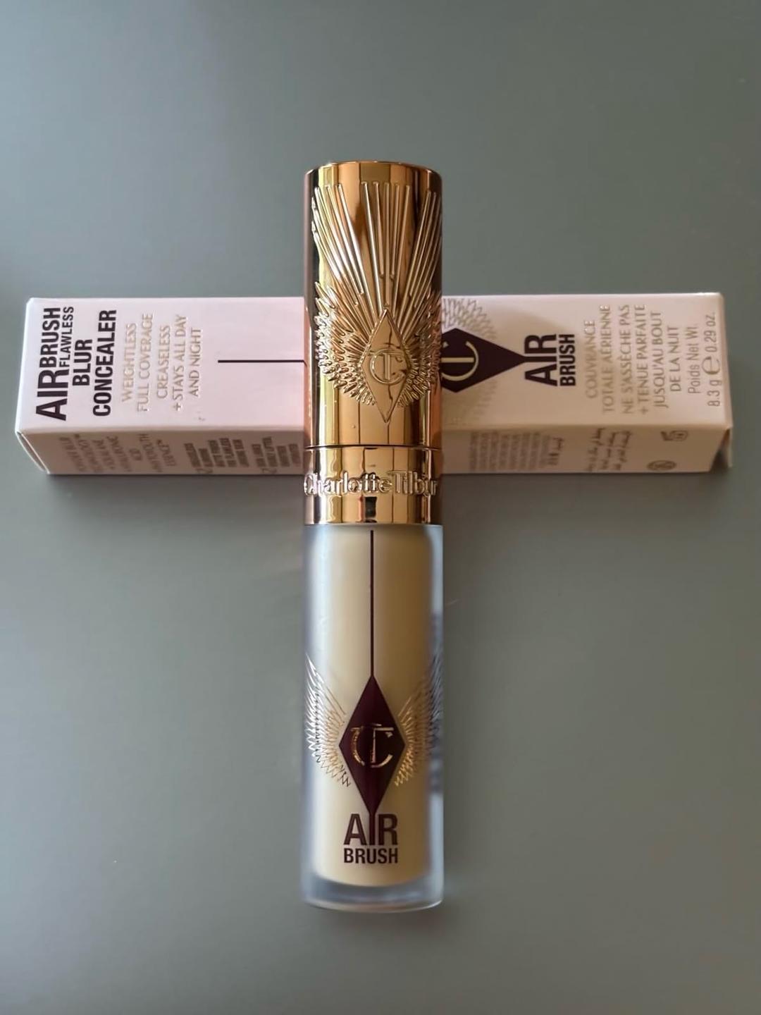 Charlotte Tilbury Консилер Charlotte Tilbury Airbrush Flawless Blur Concealer — фото 2