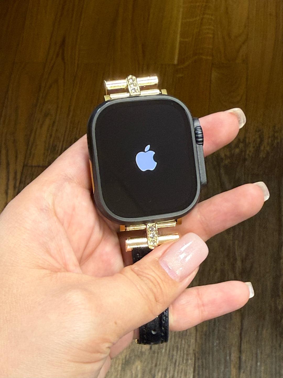 Apple Apple Watch Ultra 2, 49 мм с кожаным ремешком — фото 2