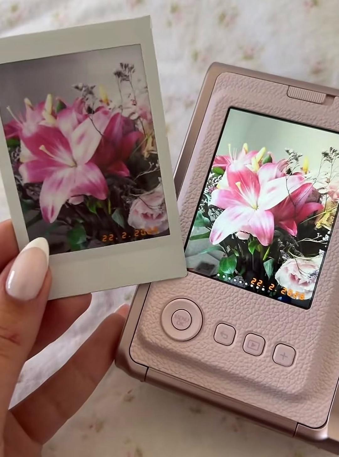Fujifilm Фотоаппарат Fujifilm Instax mini Evo — фото 2