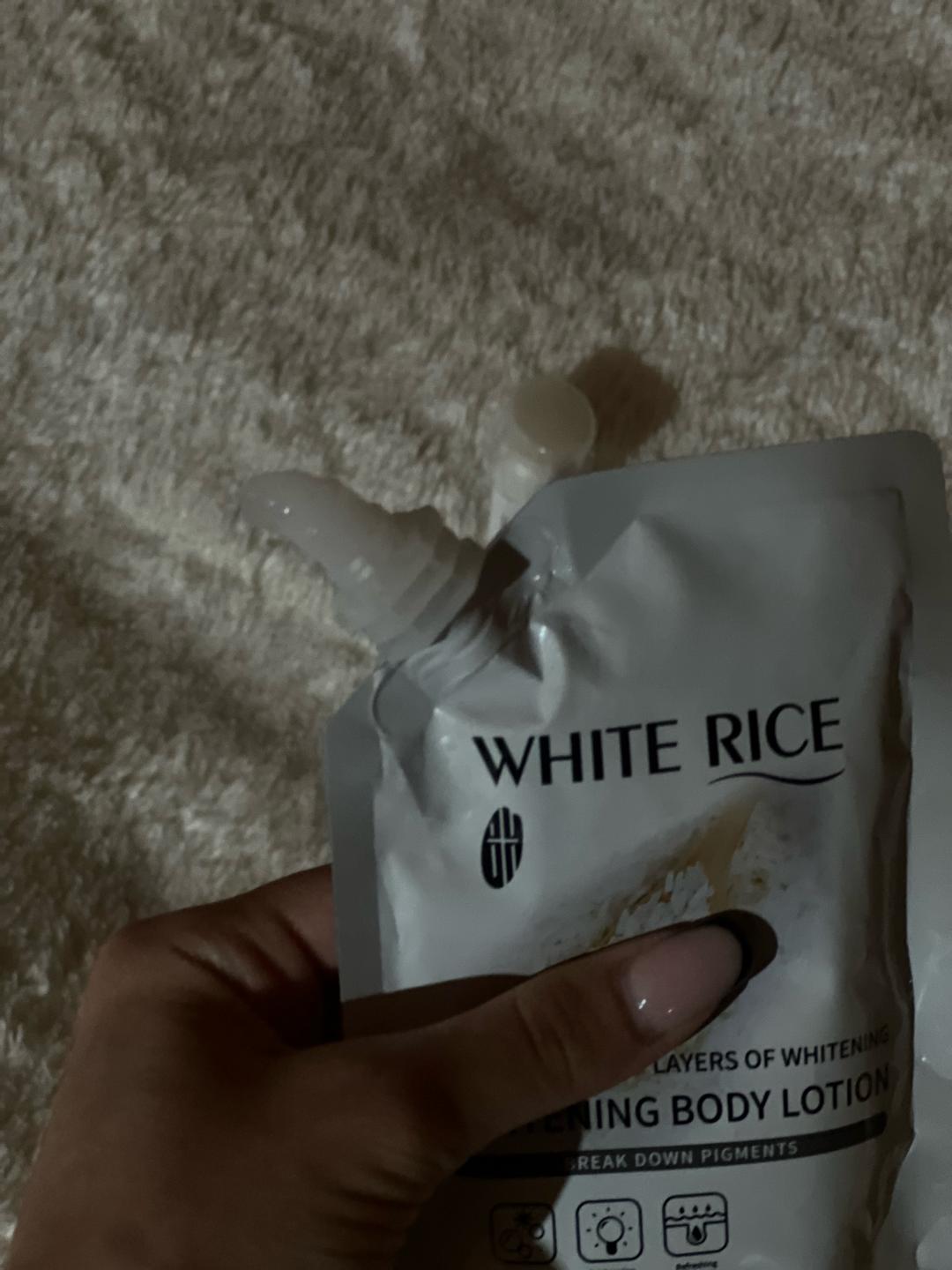 White Rice Очищающая пенка и лосьон для тела с высококачественным рисом — фото 2