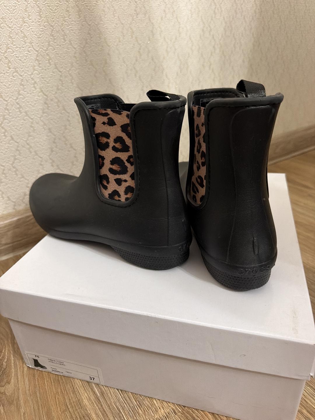 Crocs Женские резиновые ботинки Crocs — фото 2