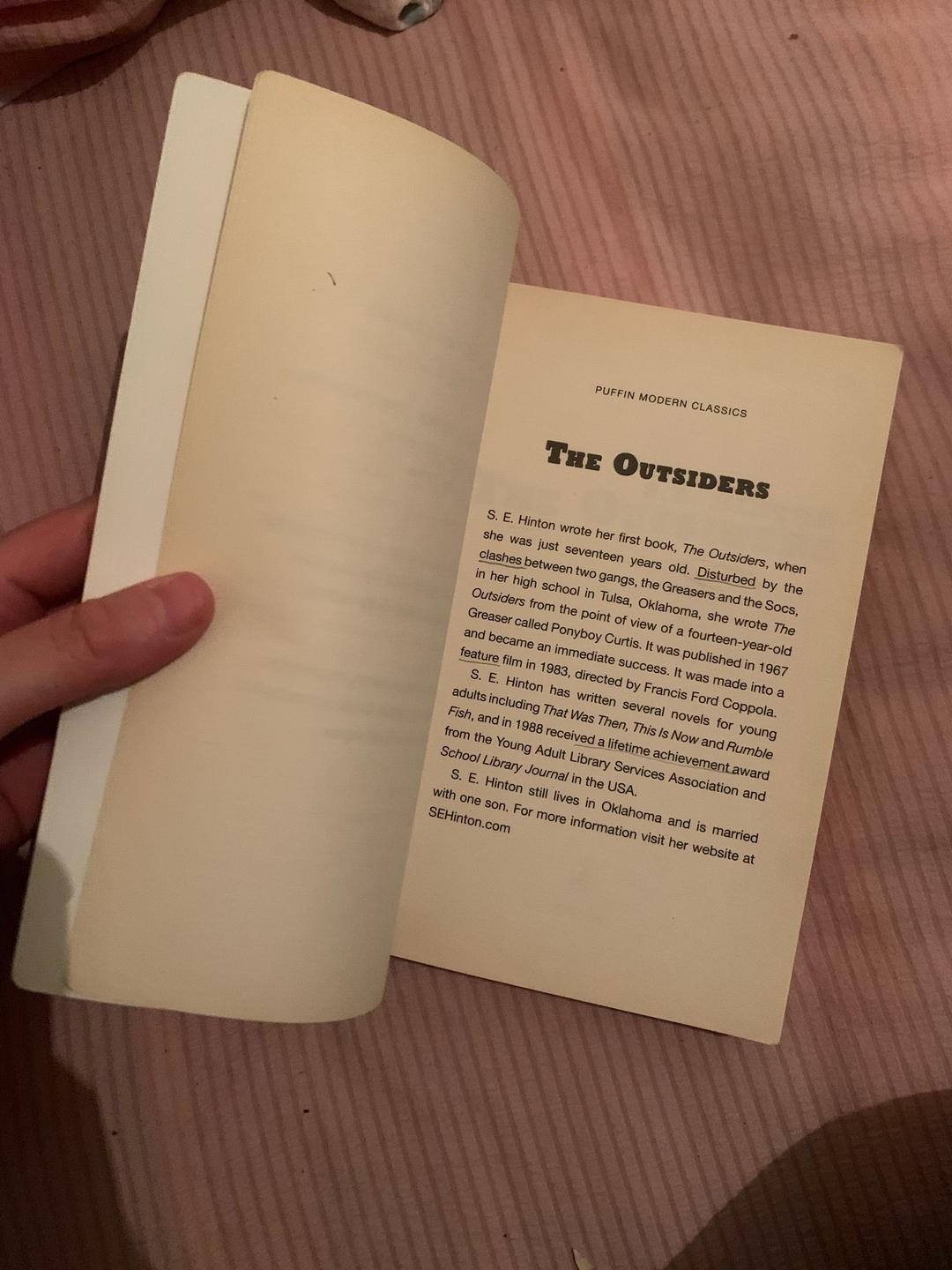 S. E. Hinton The Outsiders — фото 2