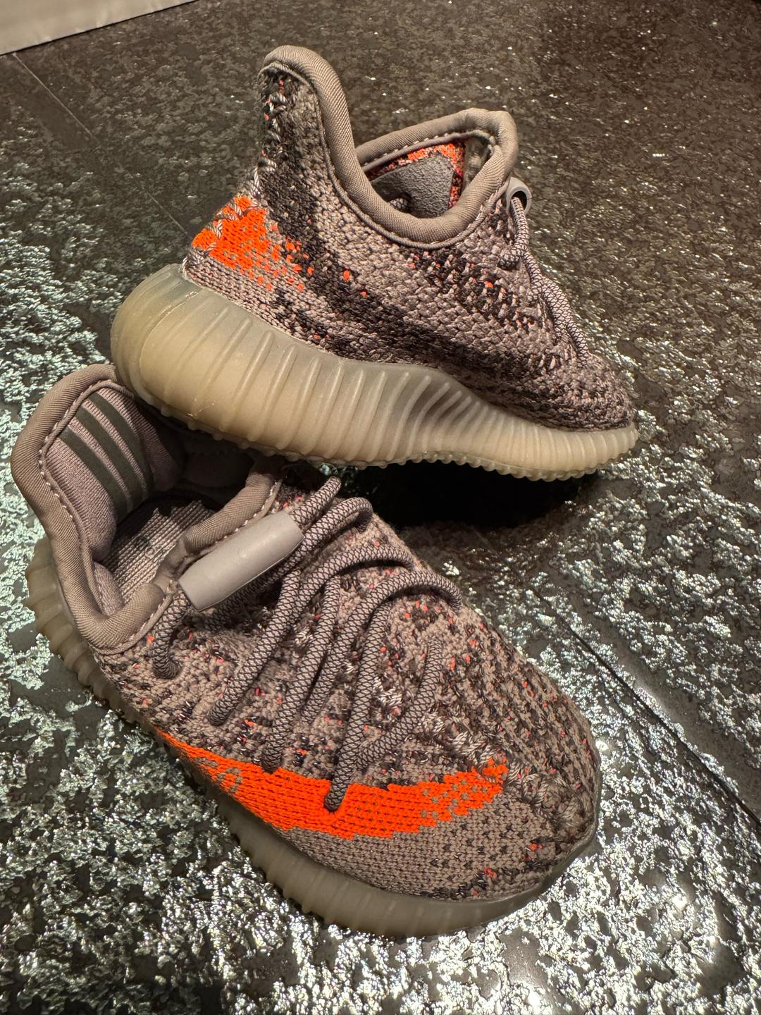 Adidas Кроссовки adidas Yeezy — фото 2
