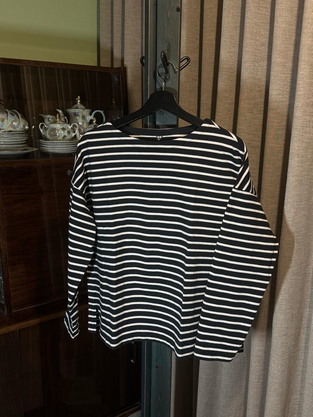 Uniqlo Широкий лонгслив Uniqlo в ч/б полоску, eur XL, хлопок 100% — фото 2