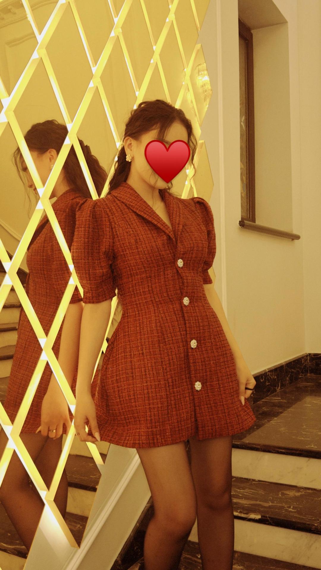 Твидовое платье мини с пуговицами — фото 2