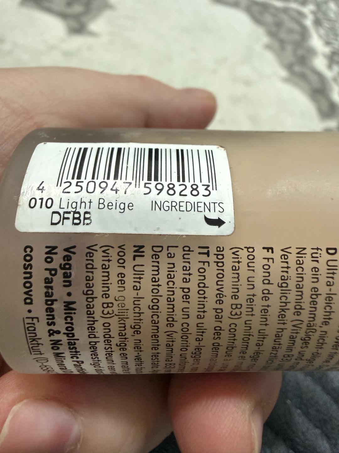 Catrice Catrice HD Liquid Coverage Foundation 010 Light Beige — фото 2