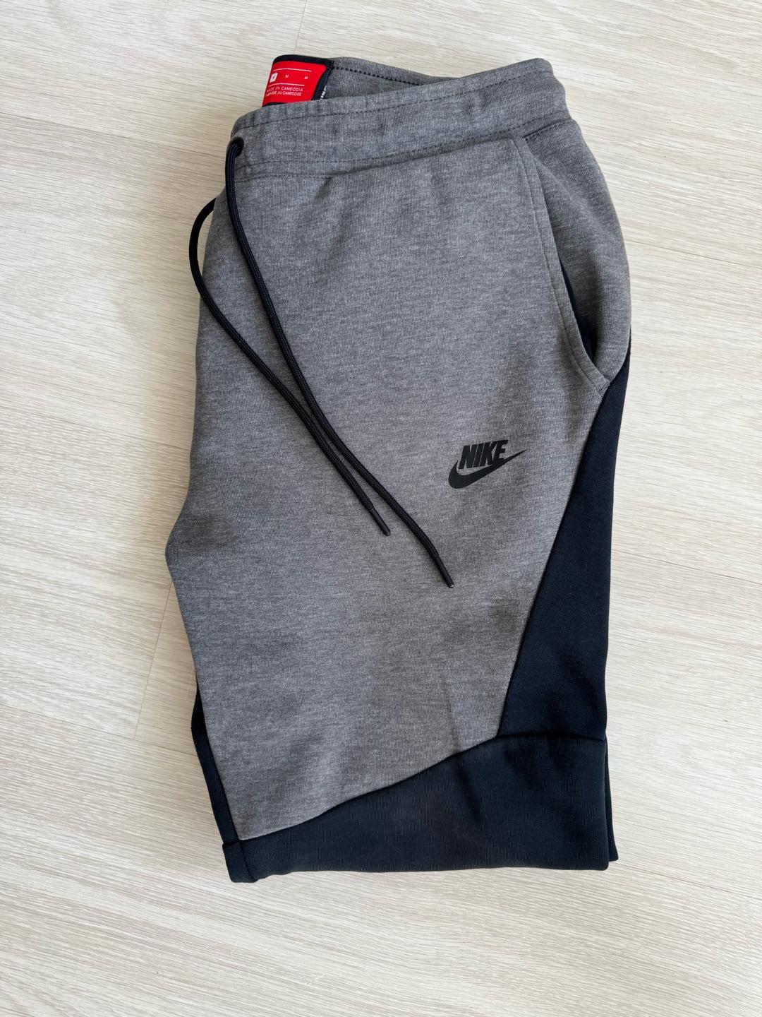 Nike Спортивные брюки Nike Tech Fleece — фото 2