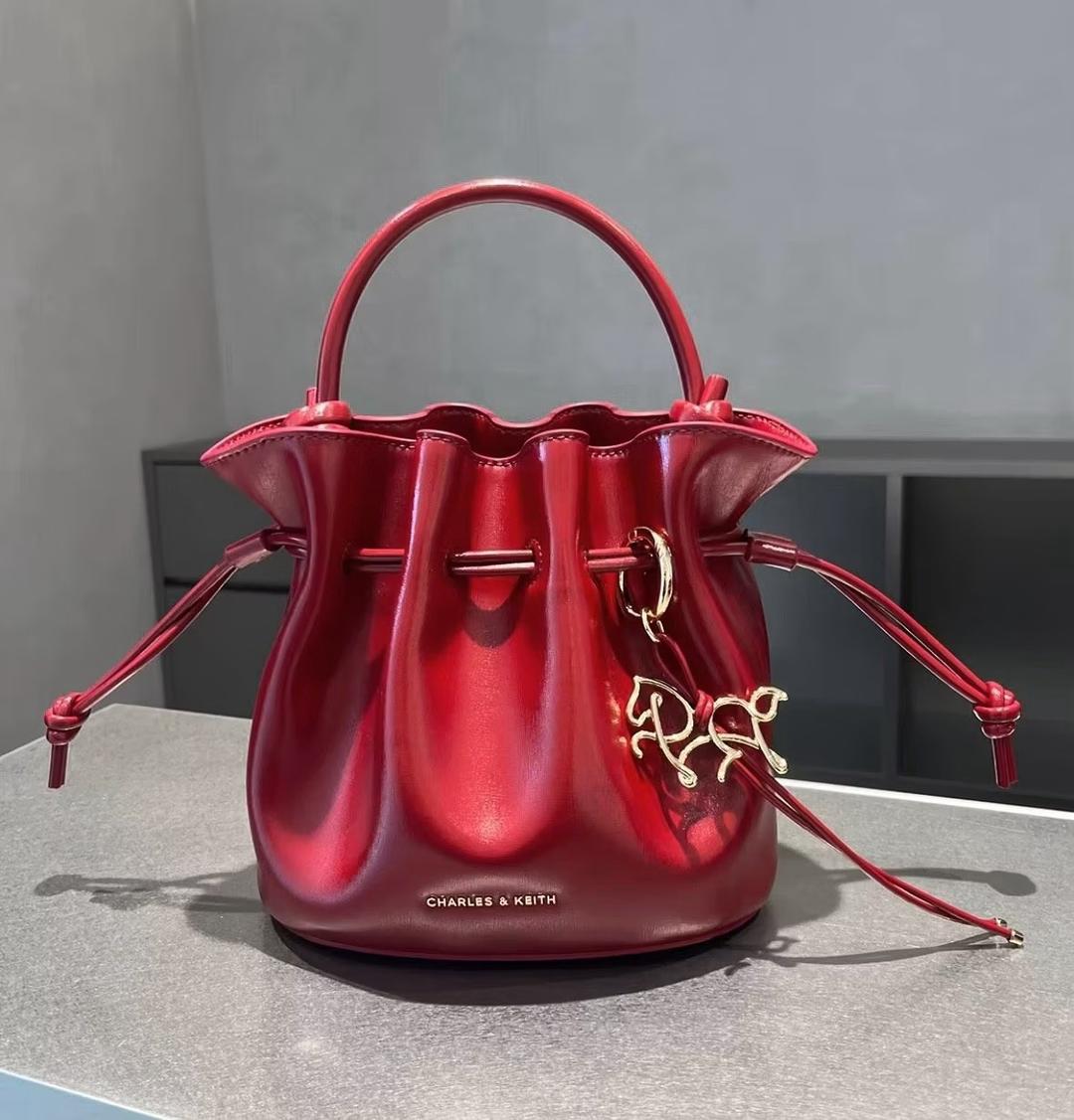 Charles & Keith Сумка-ведро Charles & Keith — фото 2