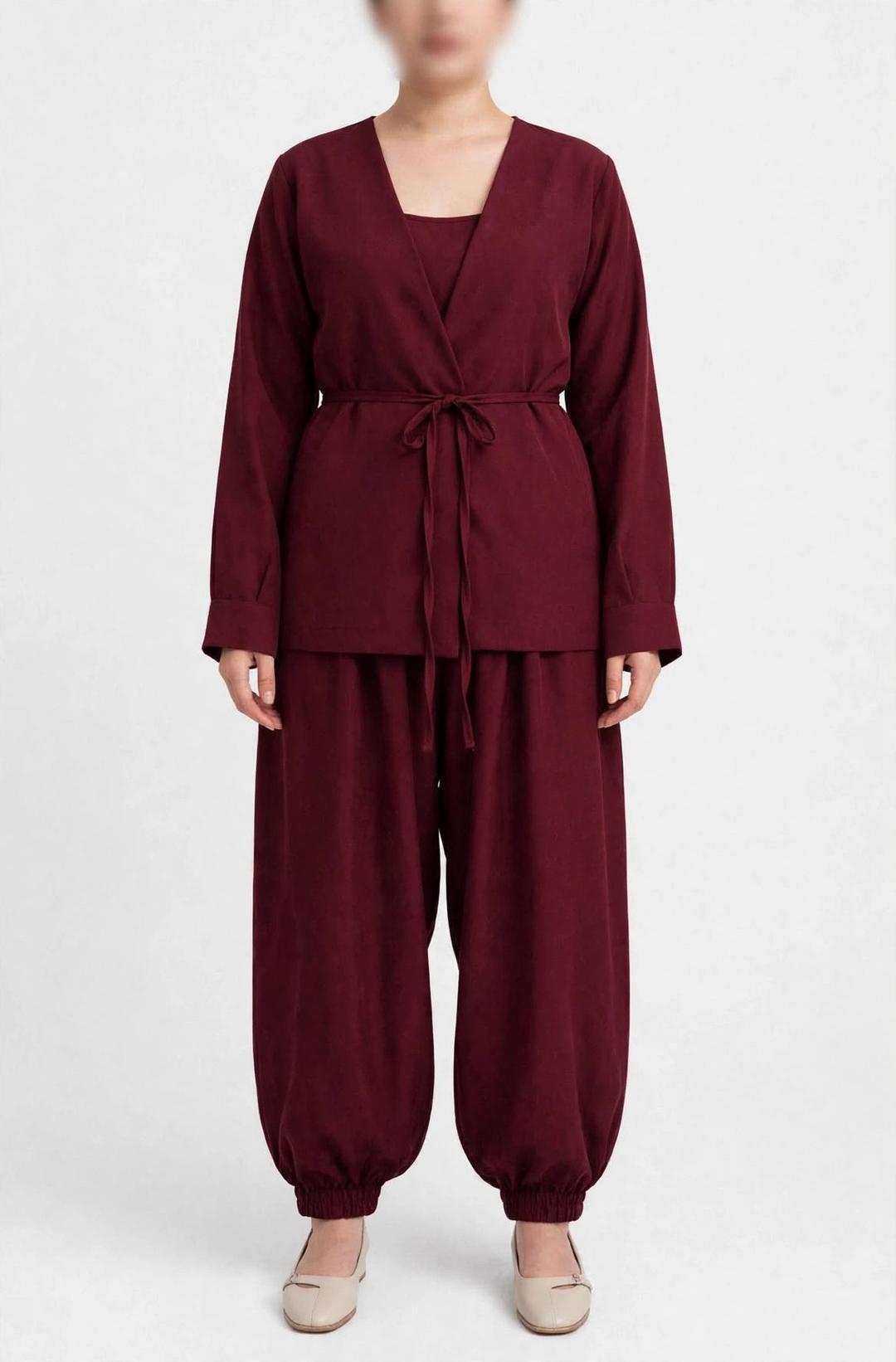 Женский брючный костюм — фото 2