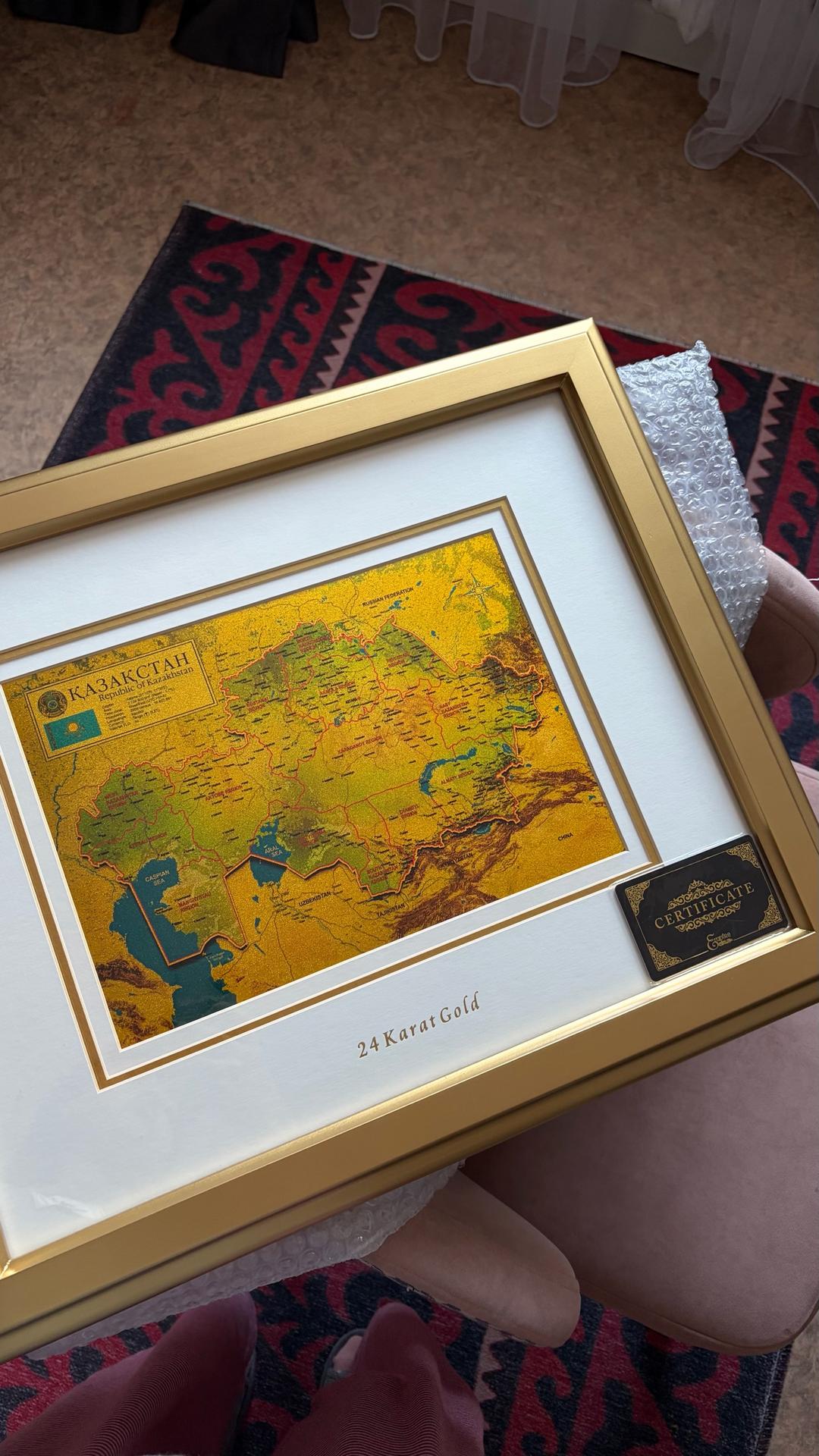 Другое Карта Казахстана 24 Karat Gold в золотой рамке — фото 2