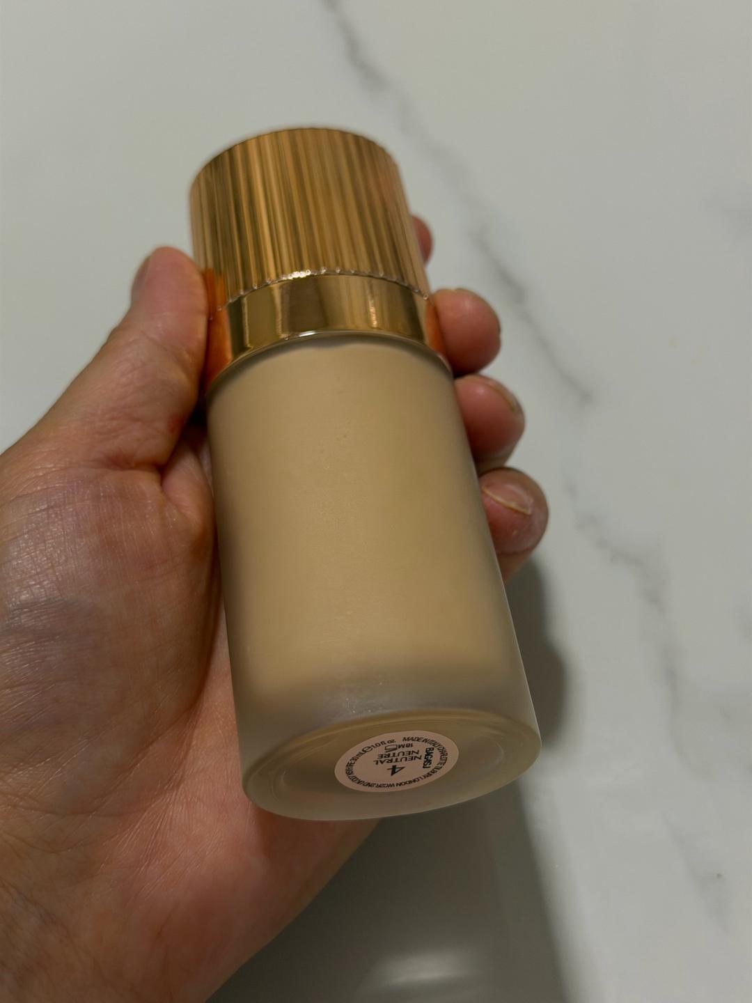 Charlotte Tilbury Тональный крем Charlotte Tilbury Airbrush Flawless Foundation — фото 2