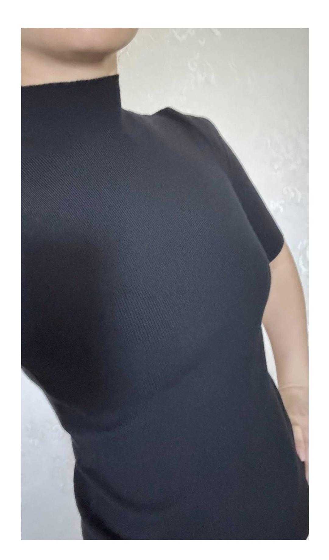 Черный трикотажный топ с высоким горлом — фото 2