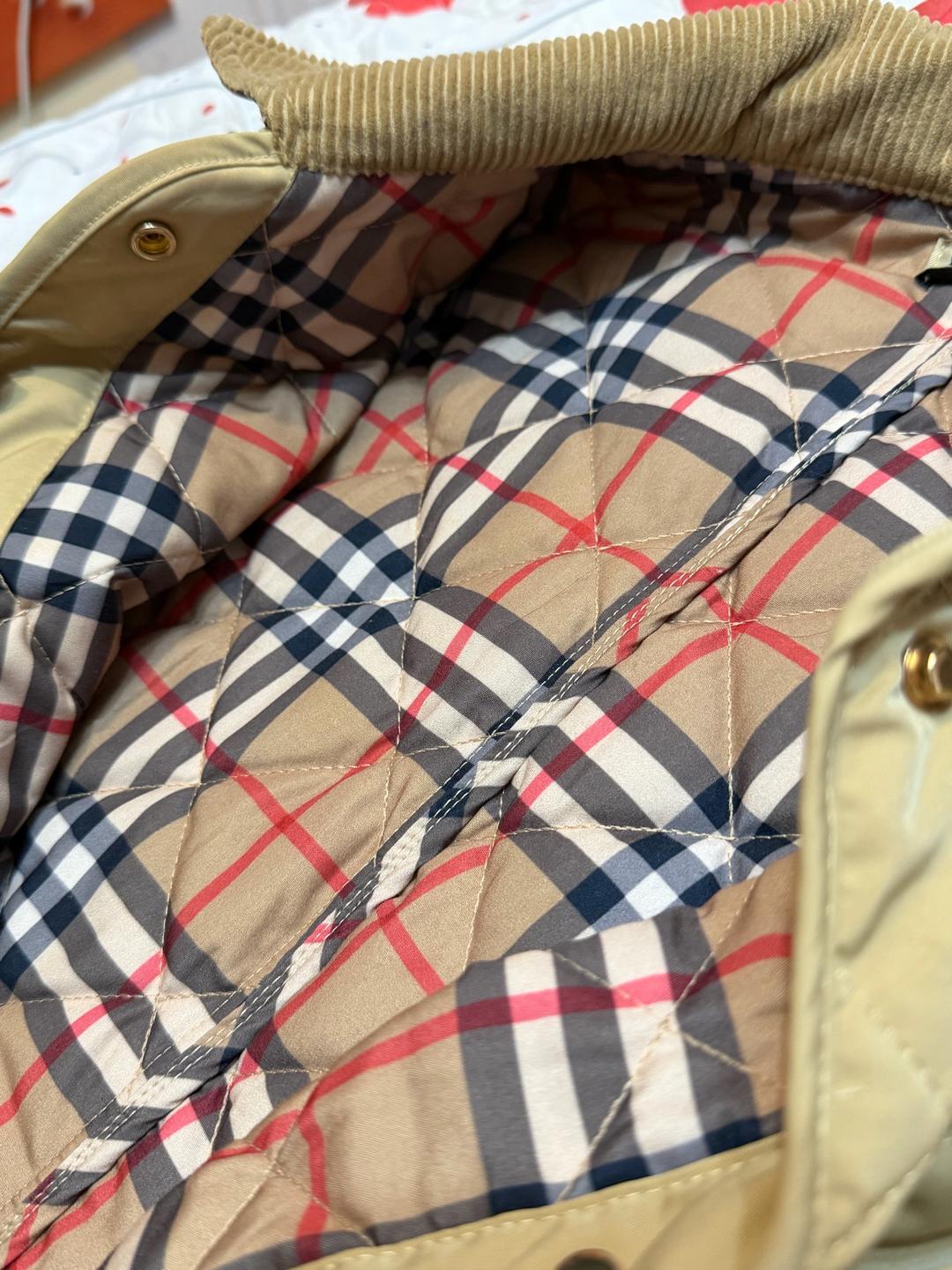 Burberry Стеганая куртка — фото 2