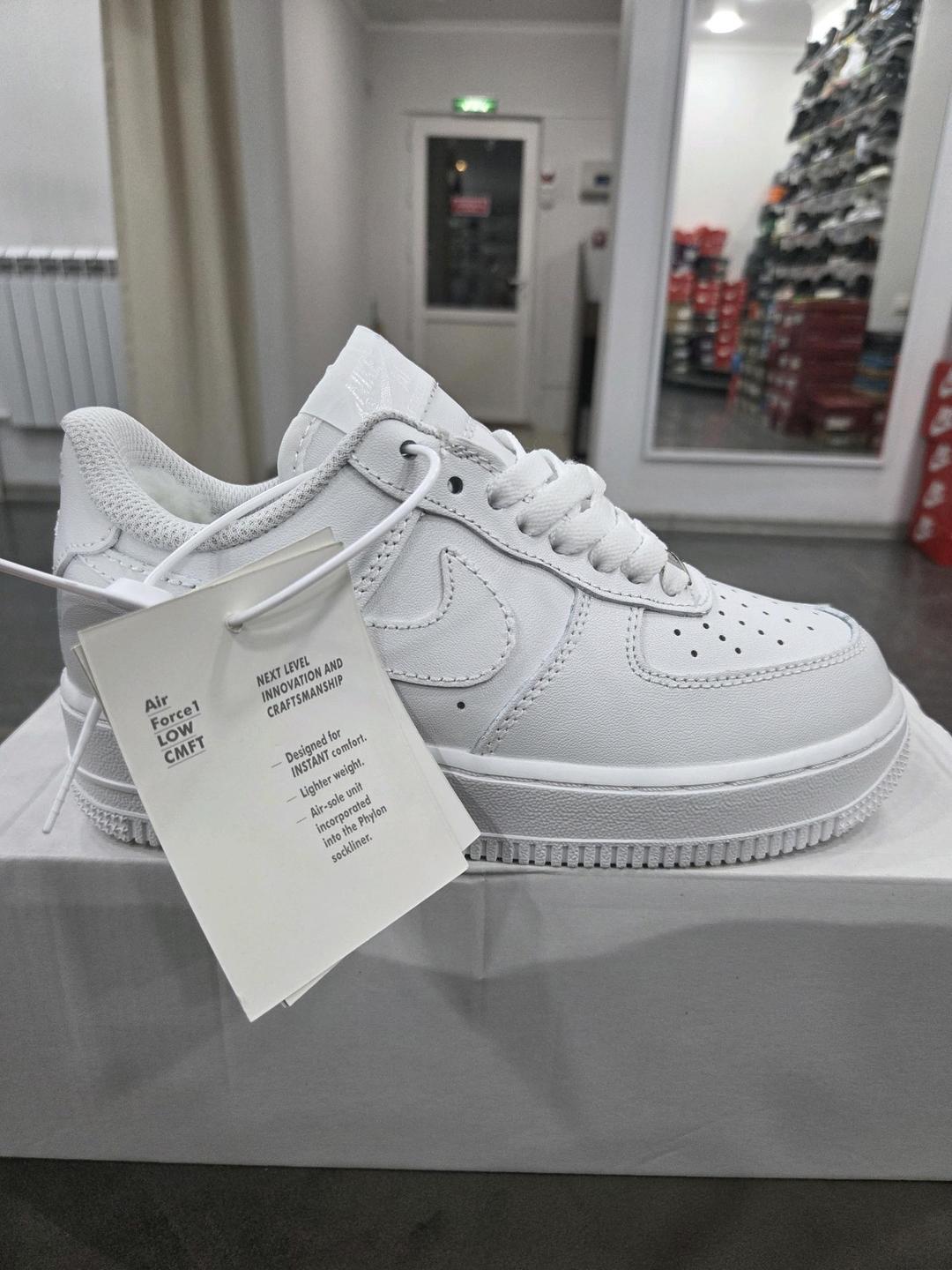 Nike Nike Air Force 1 Low CMFT: белые утеплённые кроссовки — фото 2