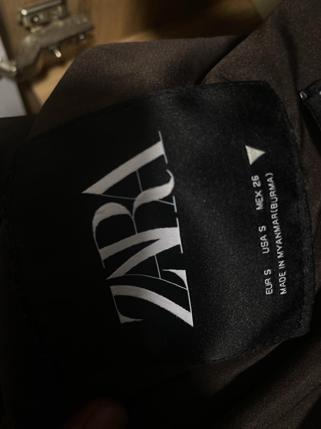 Zara Укороченная дутая куртка — фото 2