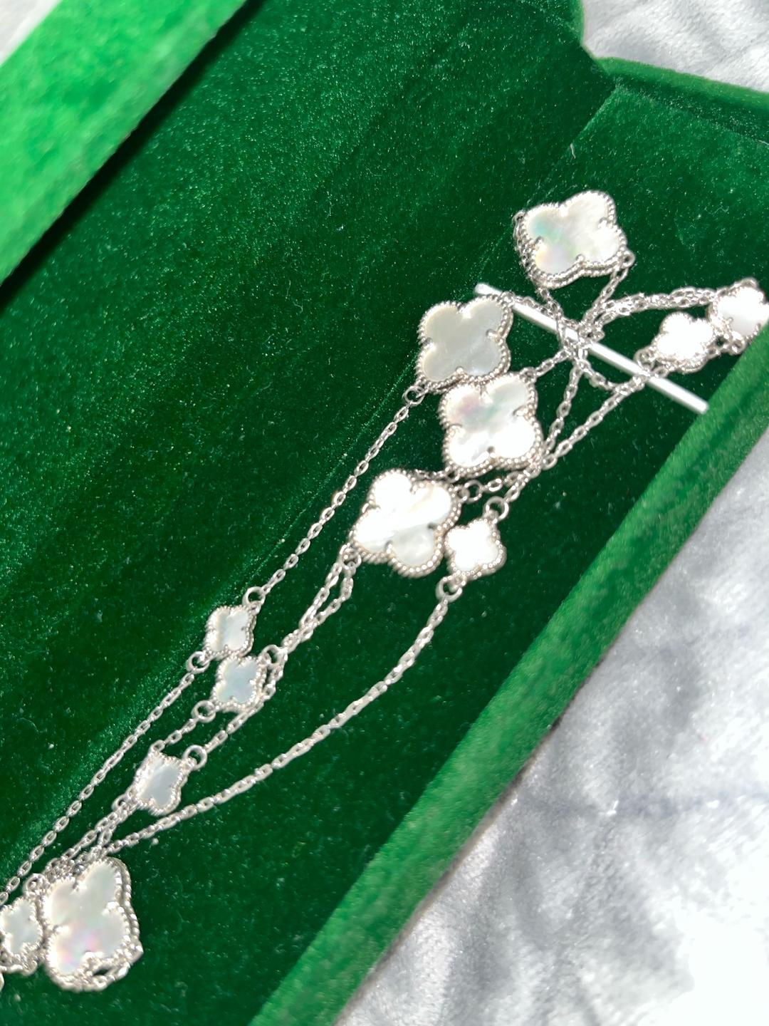 Van Cleef & Arpels Ожерелье с подвесками в форме клевера ван клиф серебро 925 пробы — фото 2