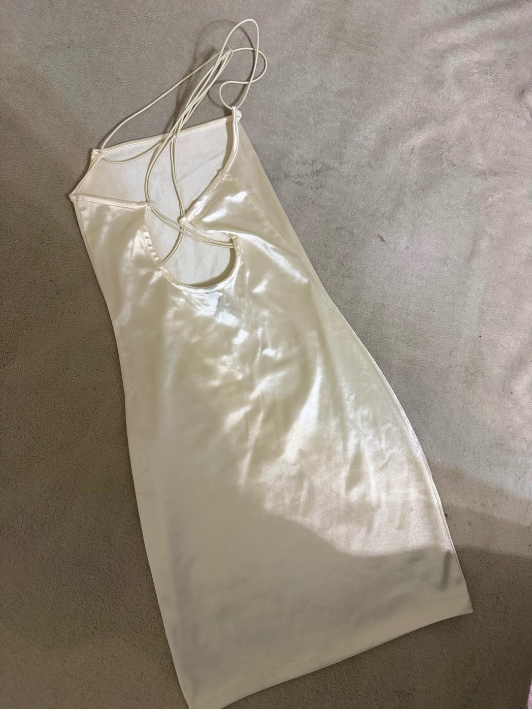 H&M Атласное облегающее платье — фото 2