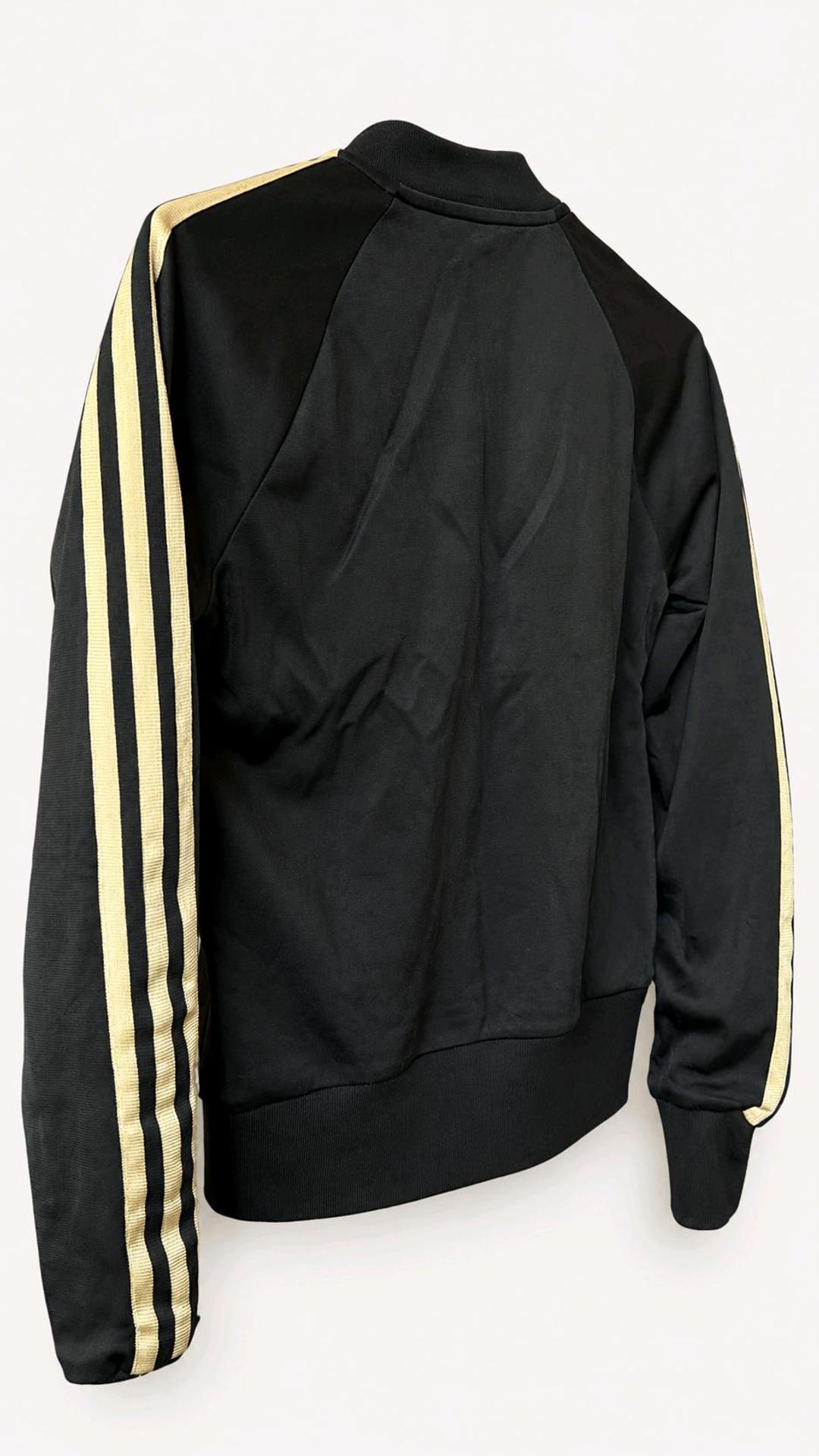 Adidas Олимпийка Adidas чёрная с золотыми полосами — фото 2