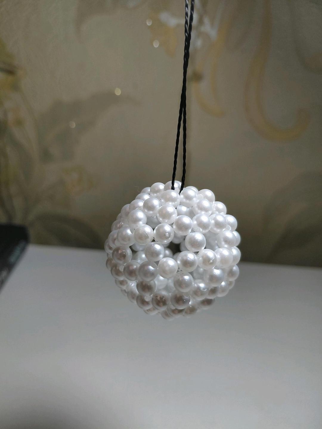 Елочная игрушка из бусин — фото 2