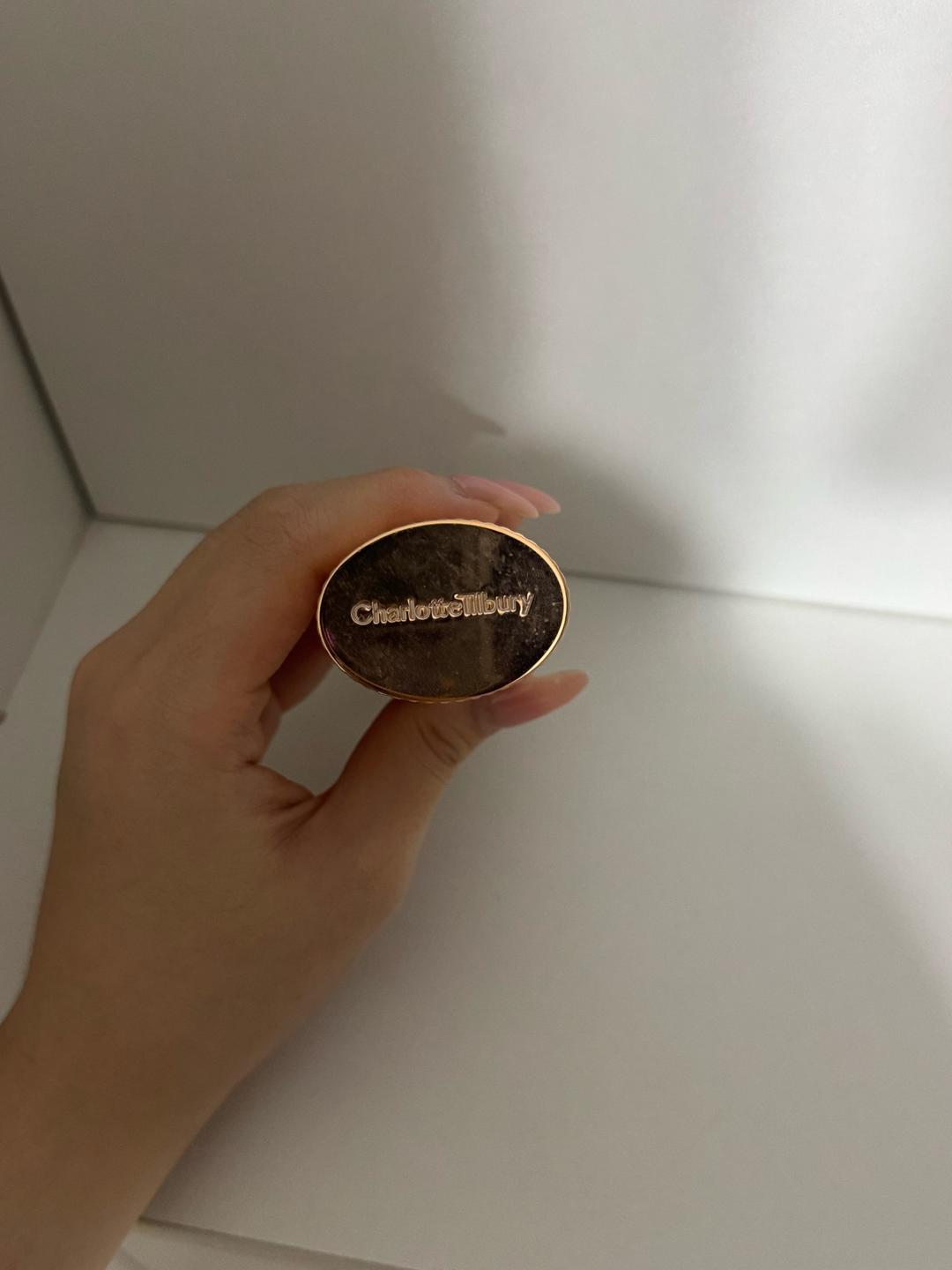 Charlotte Tilbury Тональный крем Charlotte Tilbury Airbrush Flawless Foundation — фото 2
