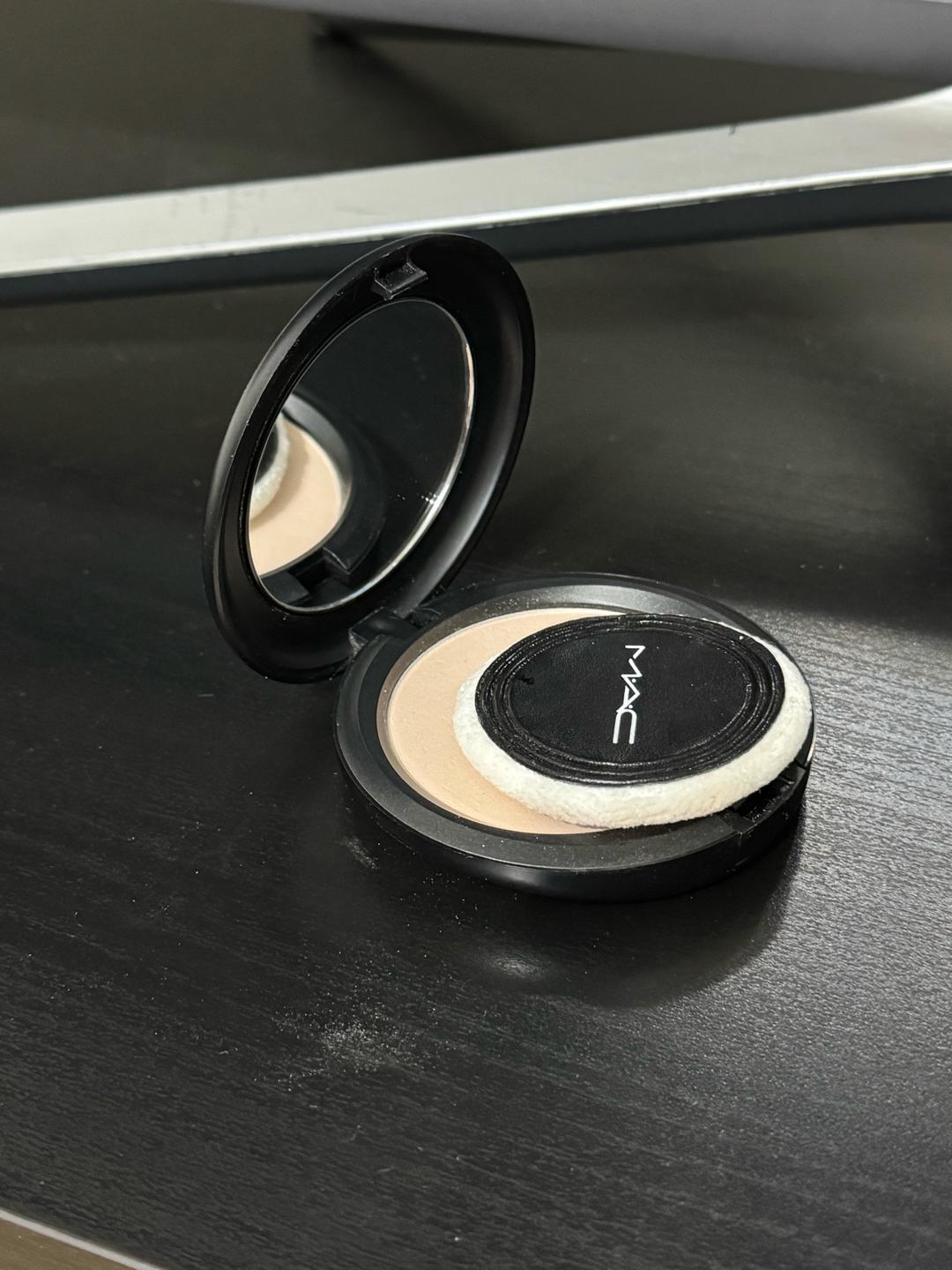 MAC Пудра MAC Blot Powder Pressed — фото 2