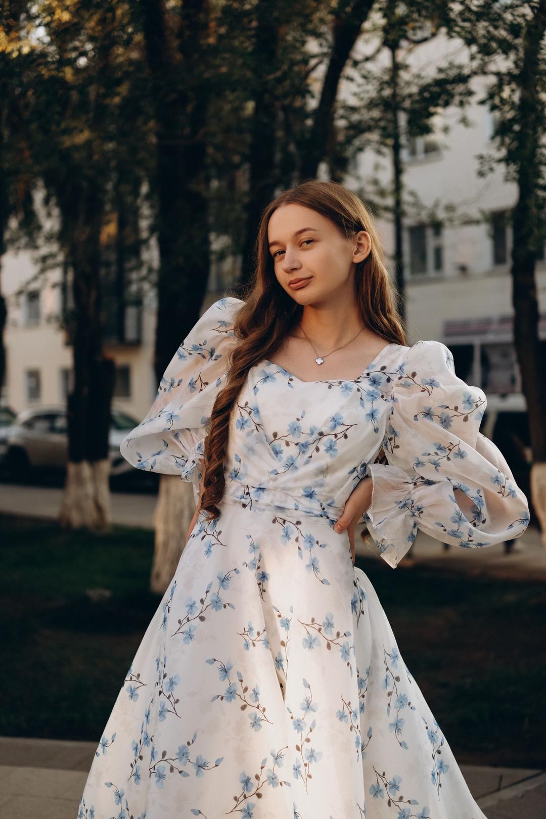 MN studio Платье миди с цветочным принтом и пышными рукавами — фото 2
