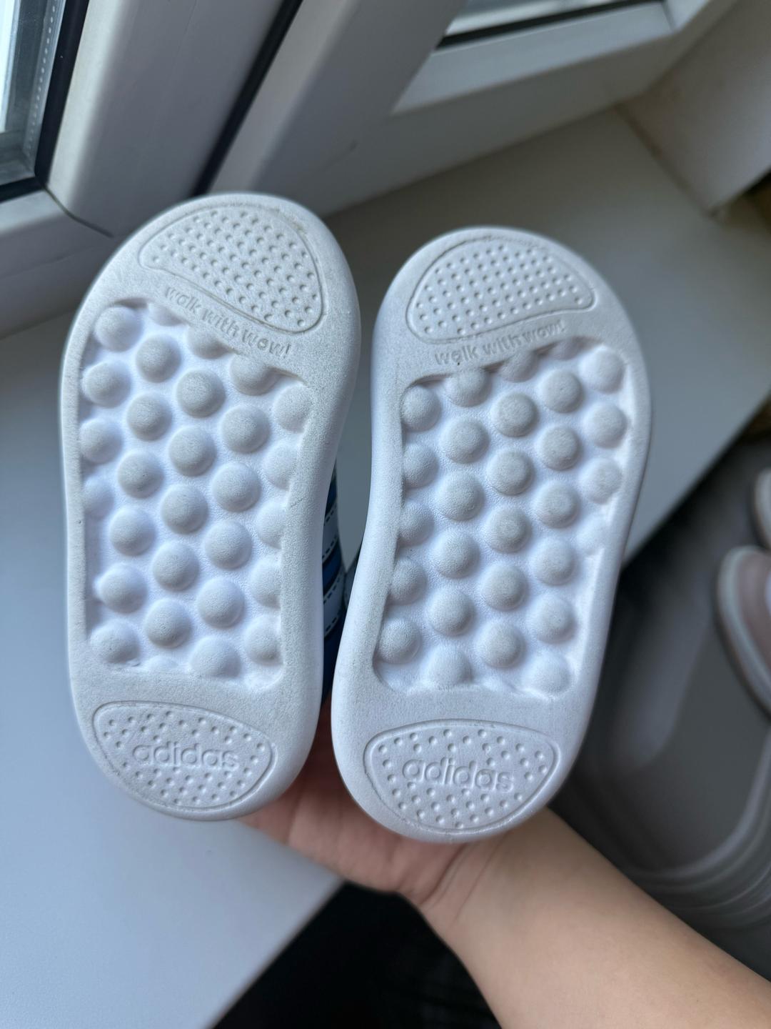 Adidas Детские кроссовки adidas — фото 2