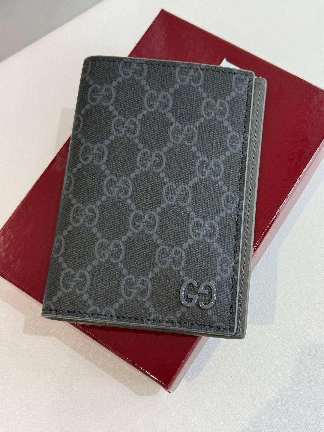 Gucci Обложка на паспорт  Gucci — фото 2