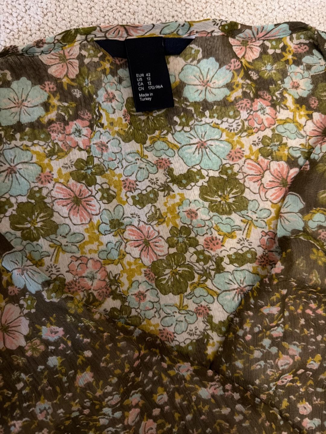 H&M Платье с цветочным принтом — фото 2