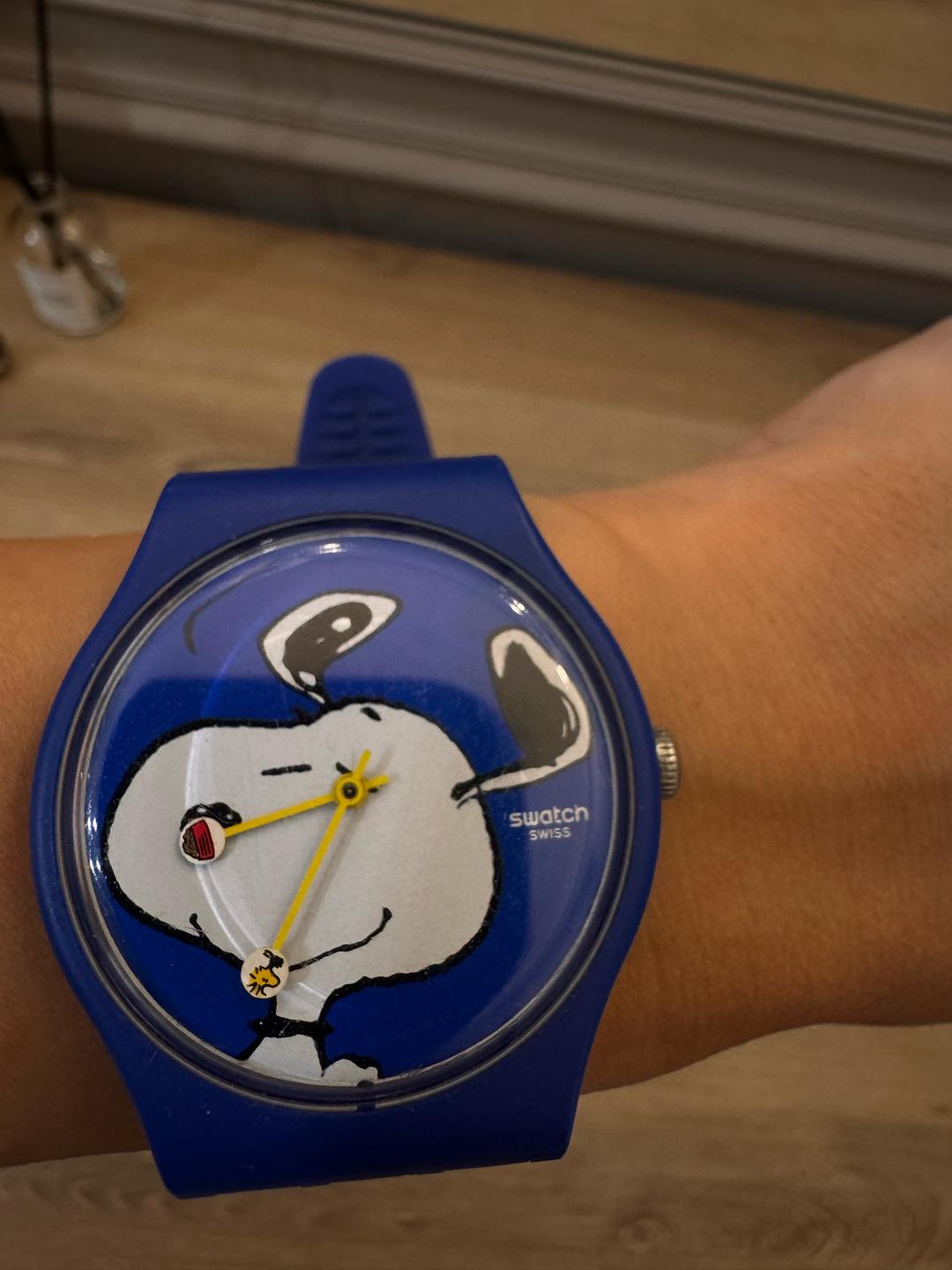 Swatch Часы Swatch Peanuts — фото 2