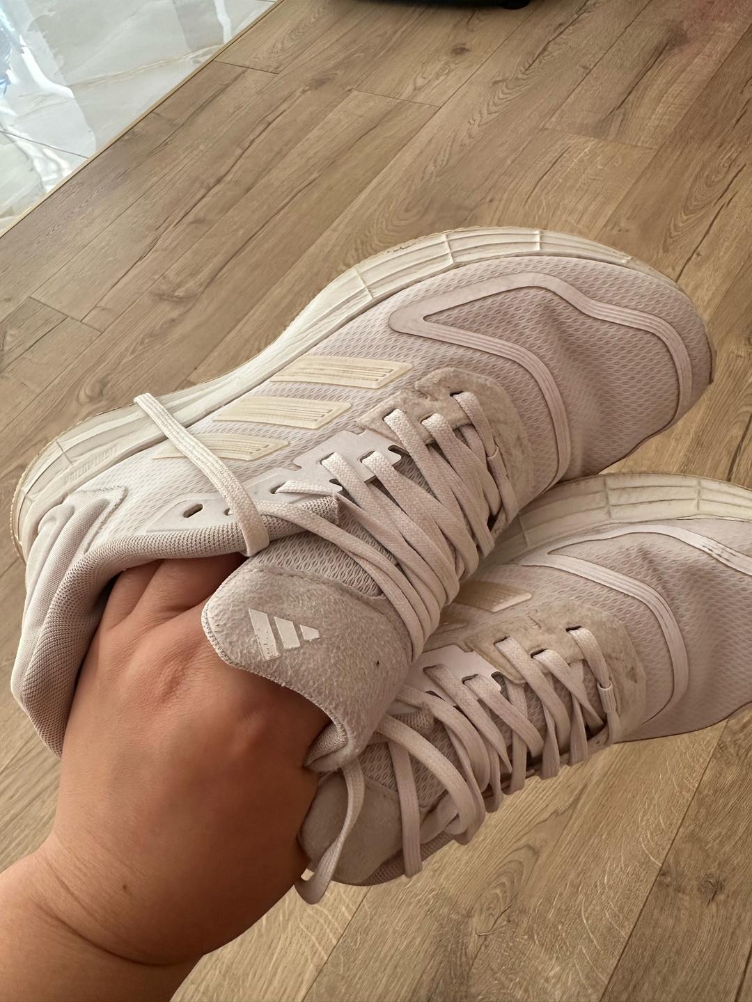 Adidas Женские кроссовки adidas — фото 2