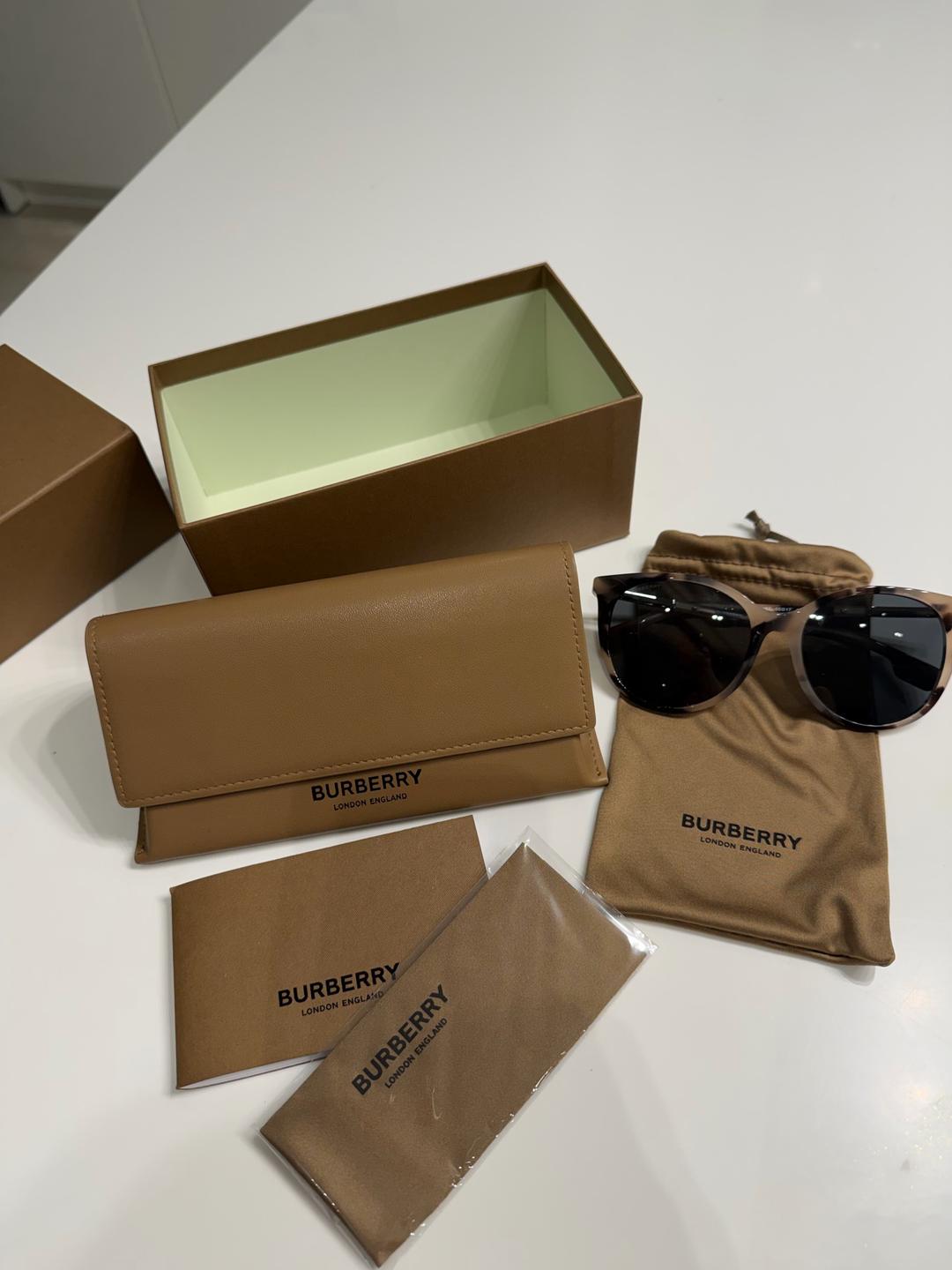 Burberry Burberry солнцезащитные очки — фото 2
