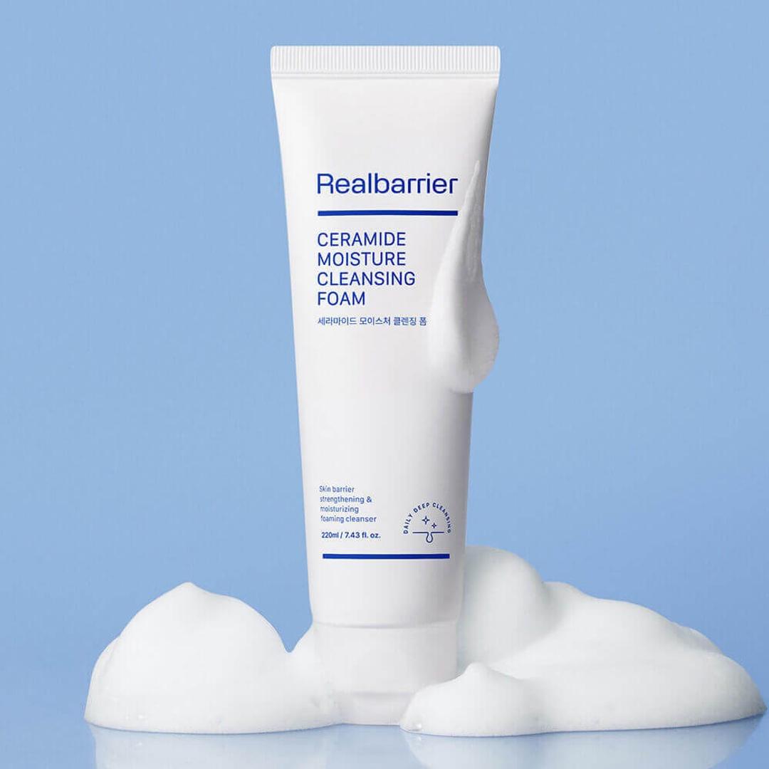 Realbarrier Ceramide Moisture Cleansing Foam пенка для умывания — фото 2
