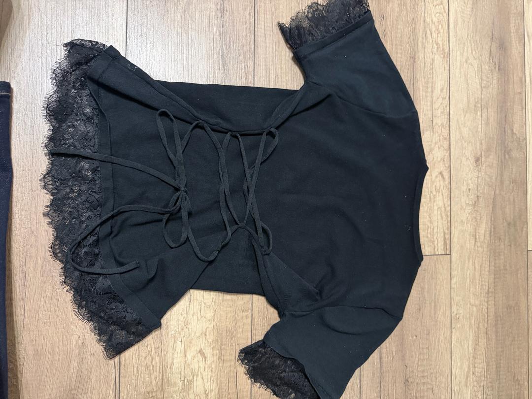 Zara Футболка Zara с кружевом и шнуровкой — фото 2