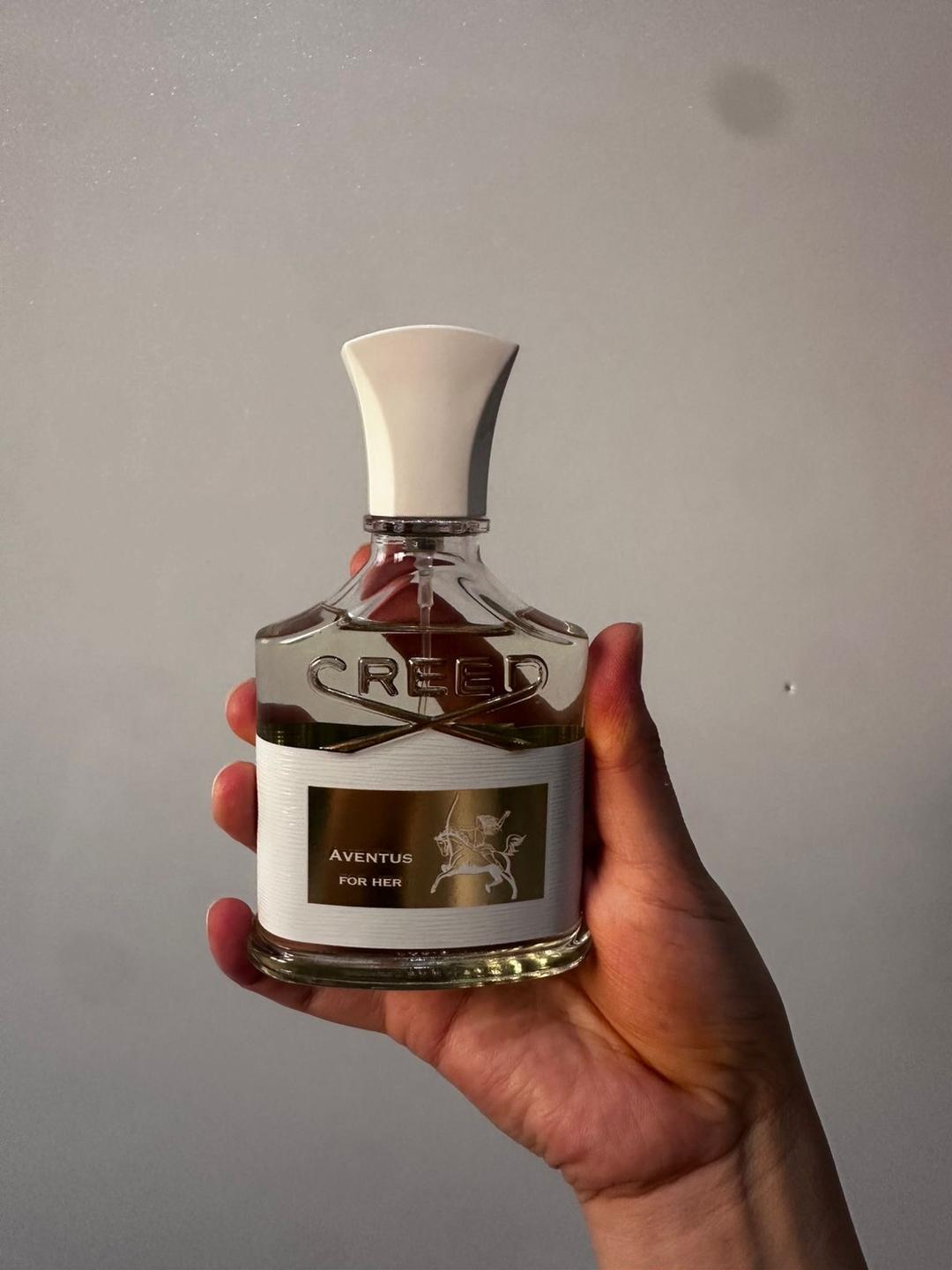 Creed Парфюмерная вода Creed Aventus for Her — фото 2