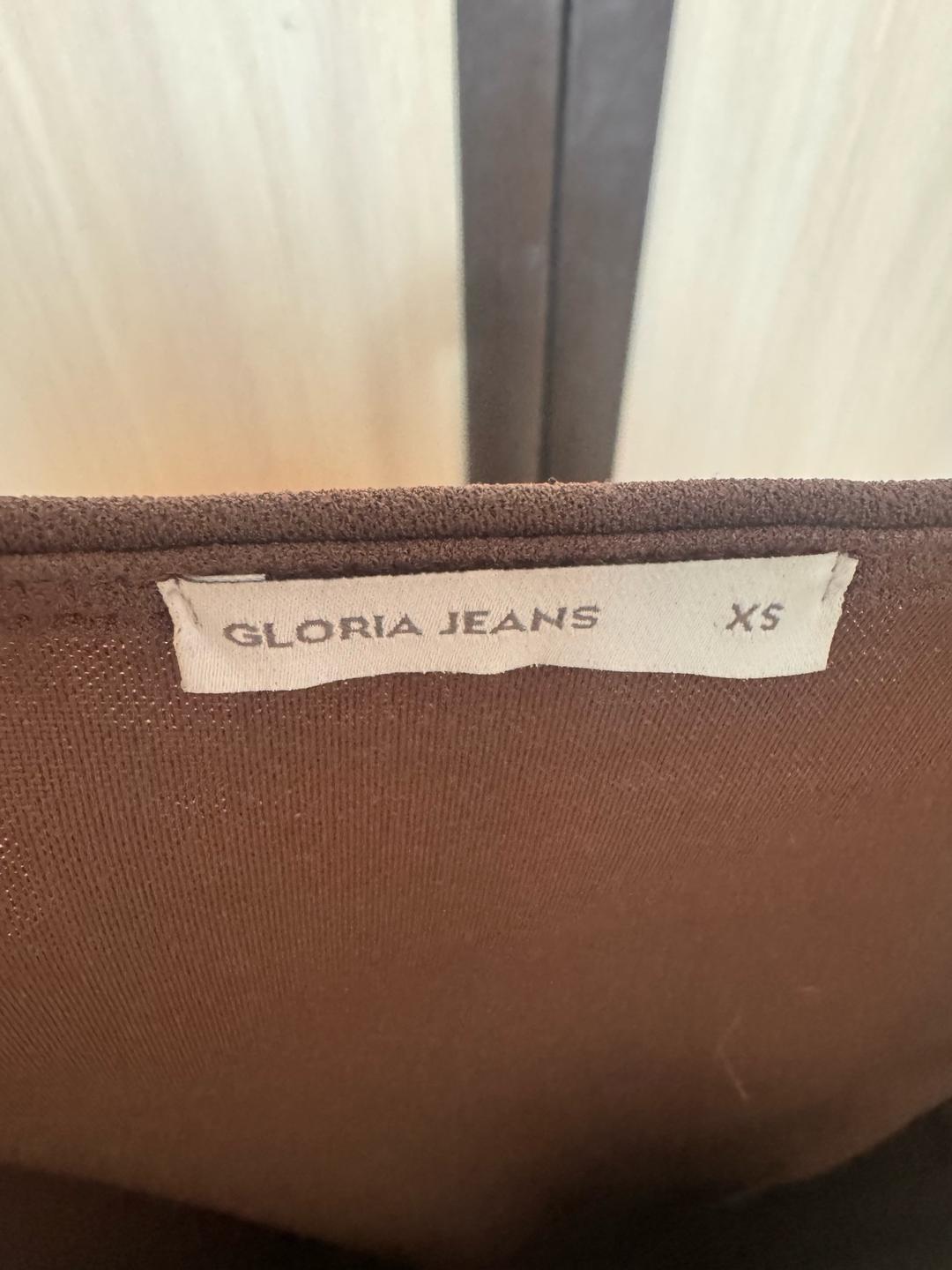 Gloria Jeans Платье Gloria Jeans с запахом — фото 2