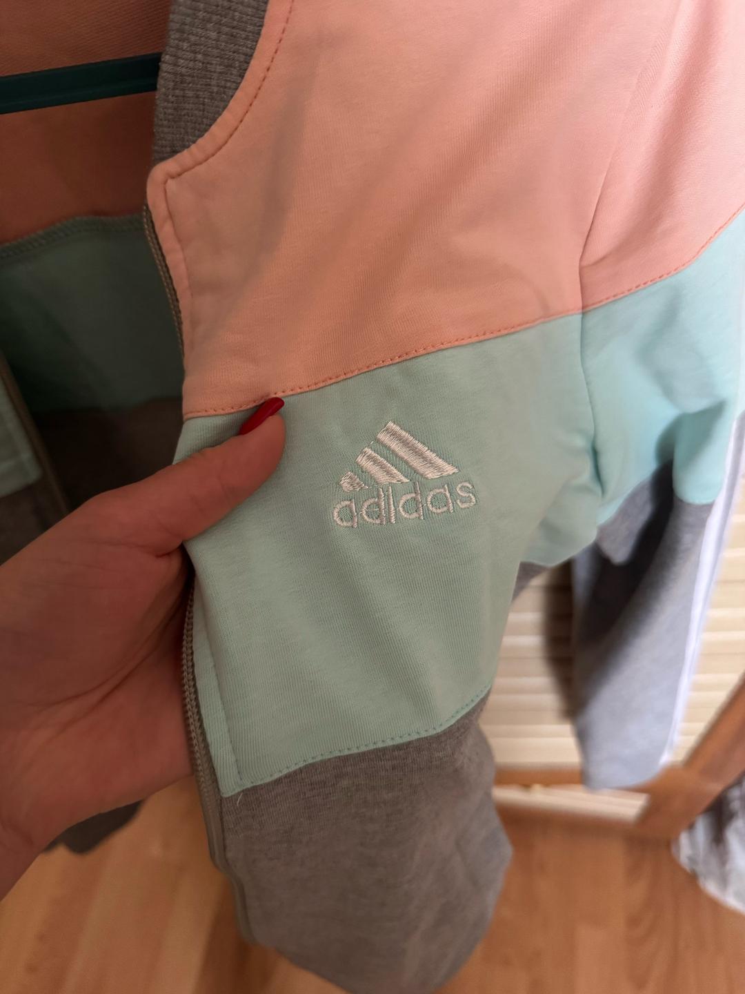 Adidas Женская толстовка adidas — фото 2