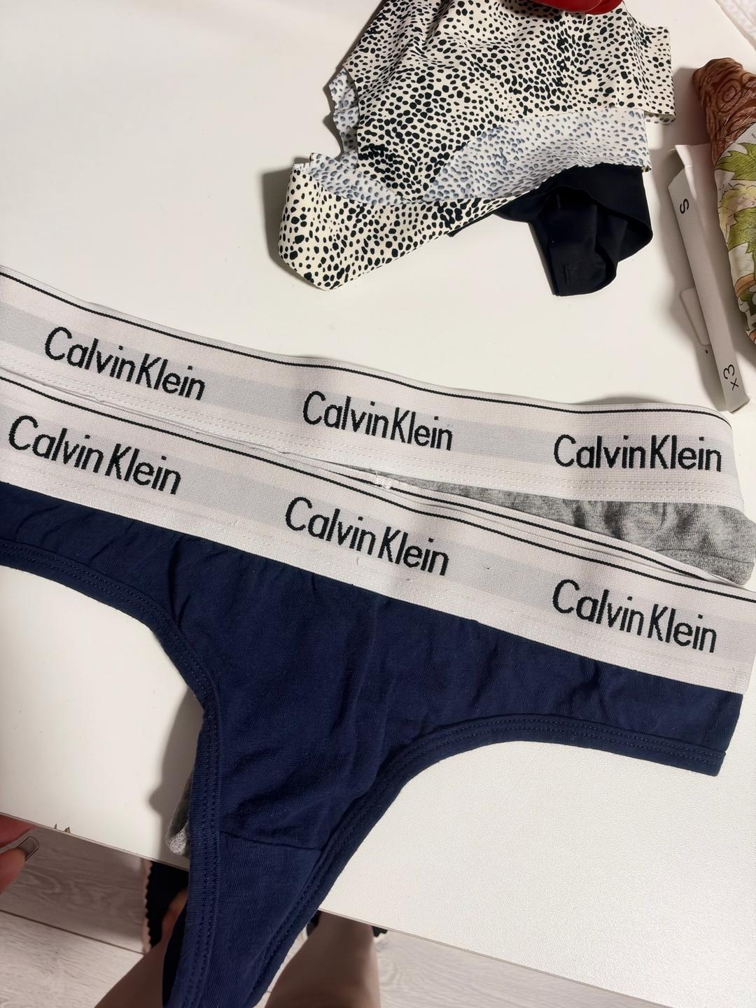 Oysho Набор трусов Oysho V-shape стринги 2шт и Calvin Klein 2 шт — фото 2