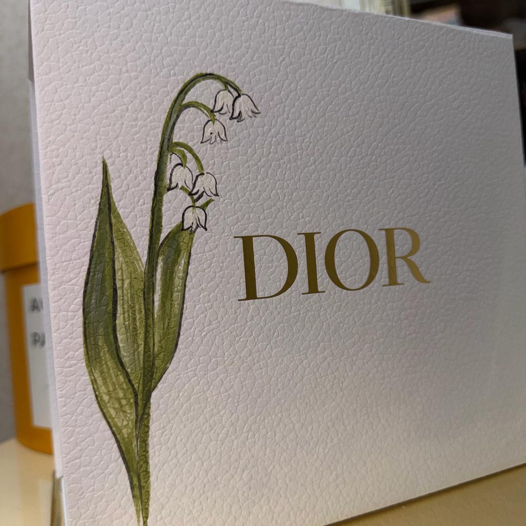Dior Подарочная коробка Dior с ландышами 🤍 — фото 2