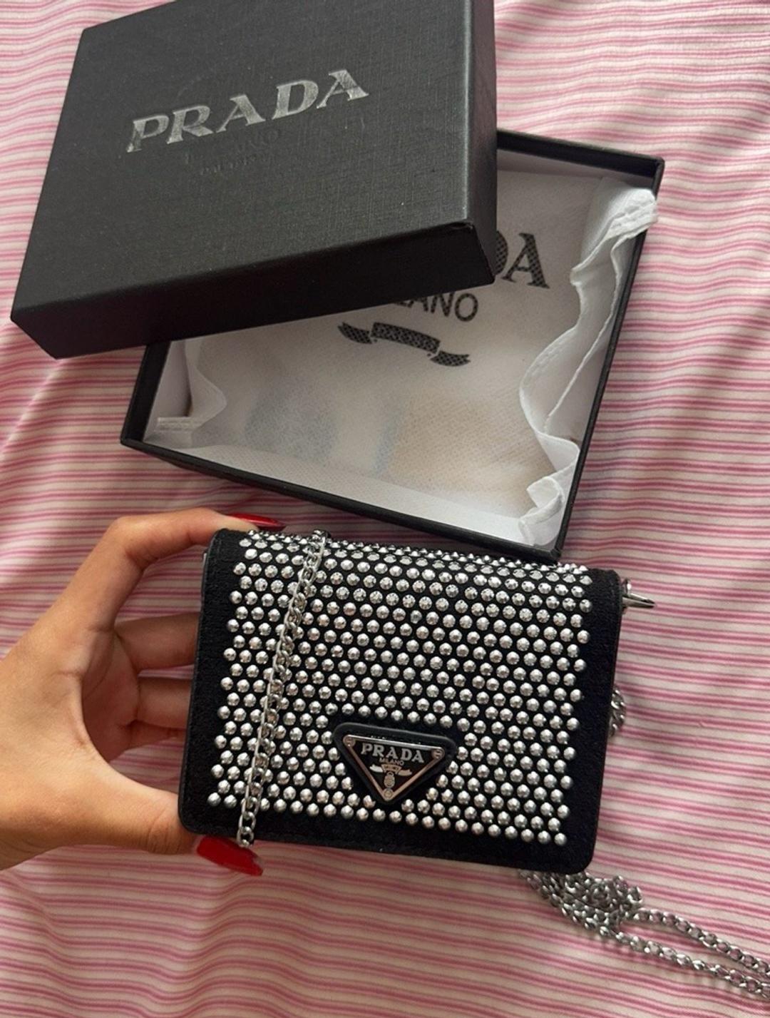 Prada Мини сумка Prada со стразами — фото 2