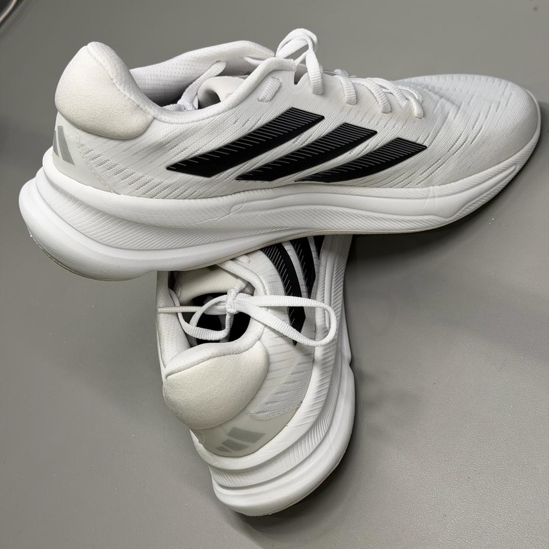 Adidas Кроссовки adidas размер 43 — фото 2