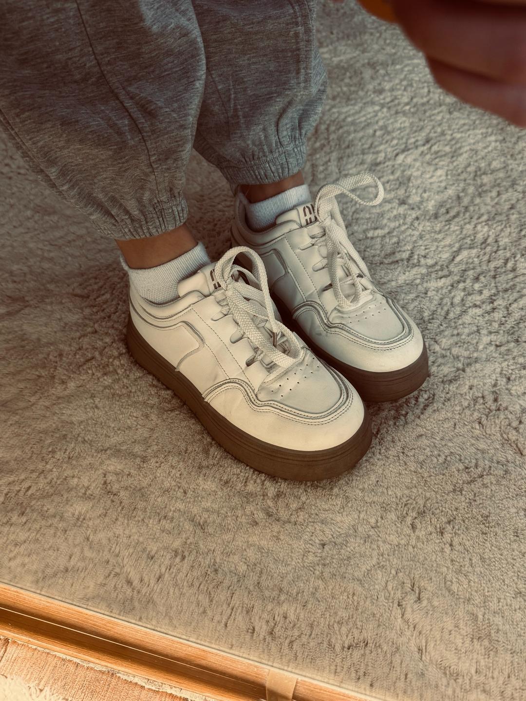 Miu Miu Кроссовки  Miu Miu на толстой подошве — фото 2