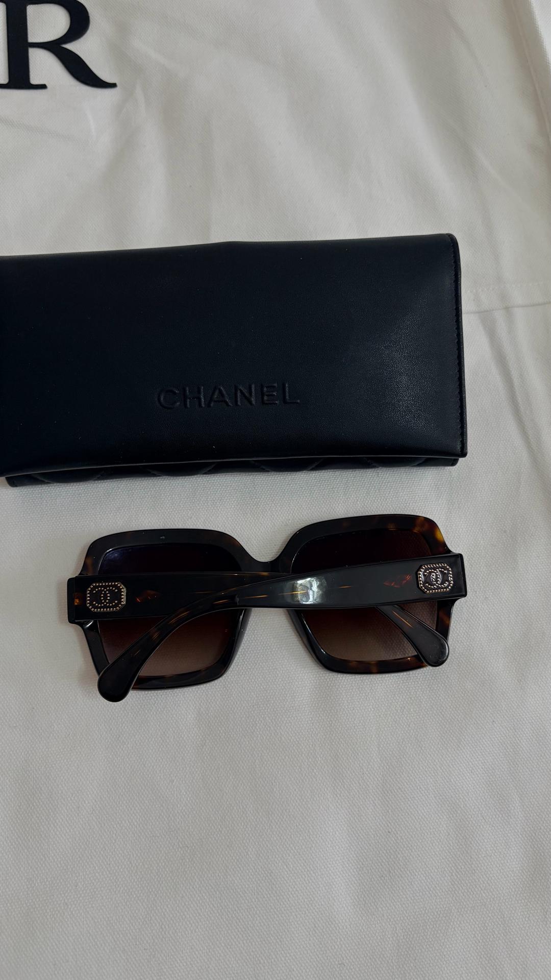 Chanel Солнцезащитные очки Chanel в квадратной оправе — фото 2