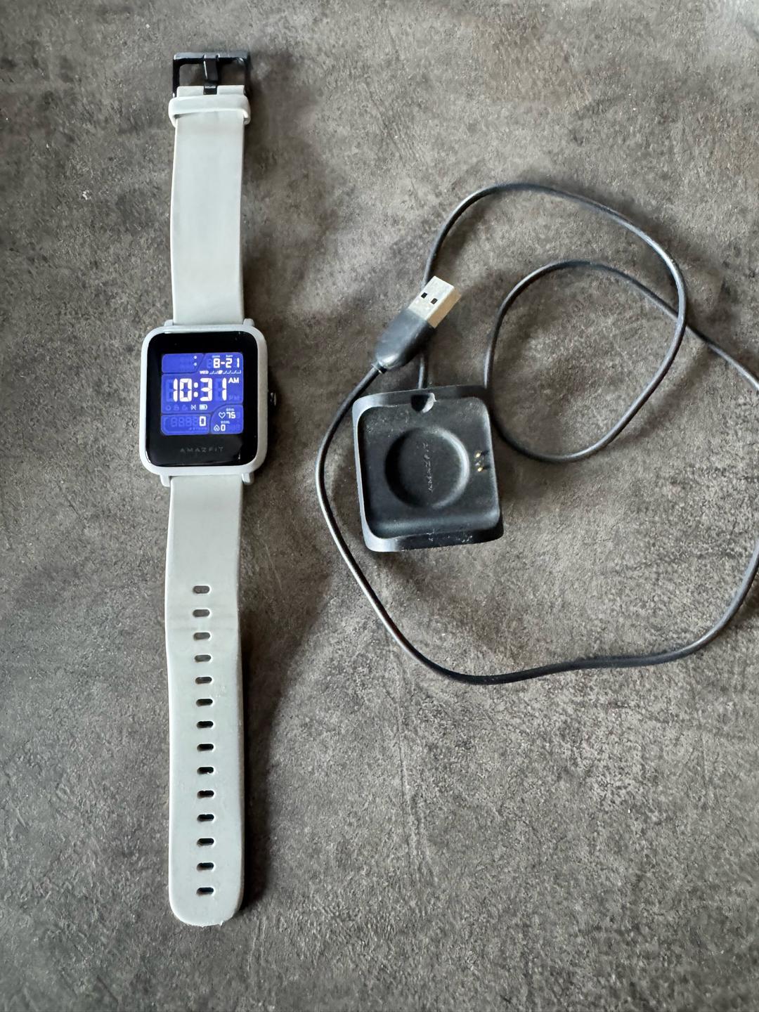 amazfit Смарт-часы Amazfit Bip в идеальном состоянии — фото 2