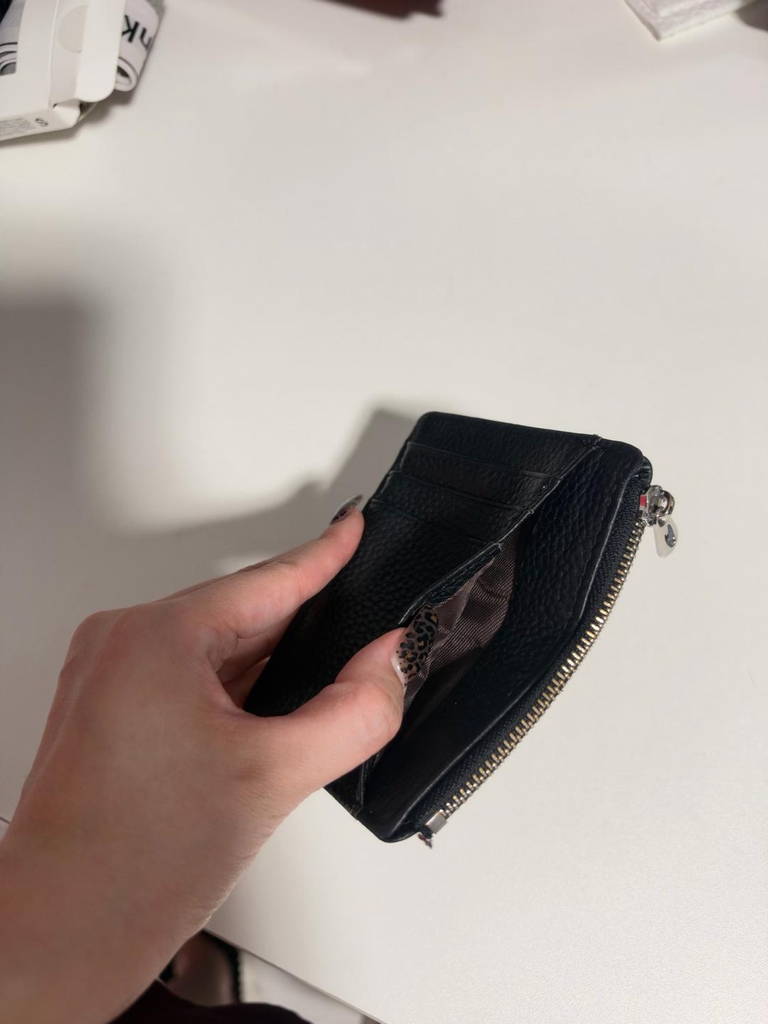 Pull & Bear Картхолдер — фото 2