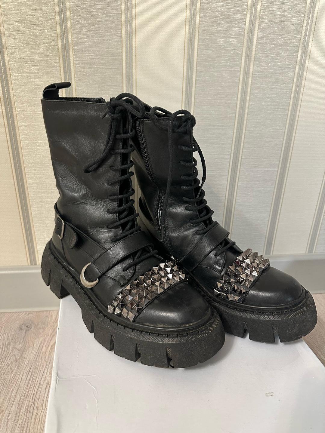 si shoes Ботинки на шнуровке с шипами — фото 2